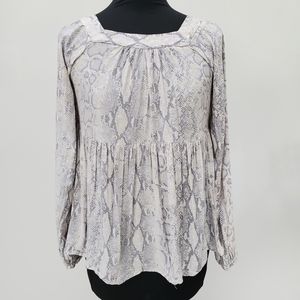 Ava James blouse
